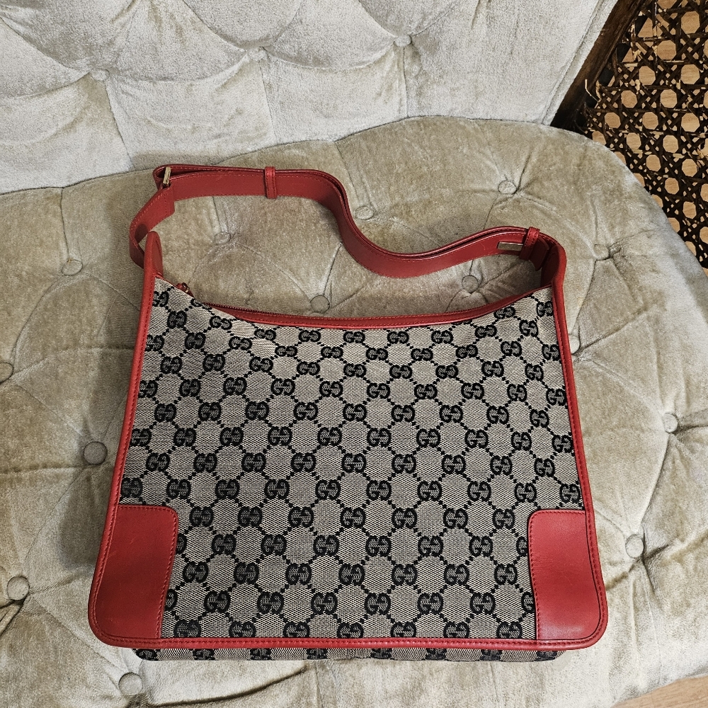 Vintage Gucci Red and Beige Monogram Shoulder Bag - Picture 8 of 12